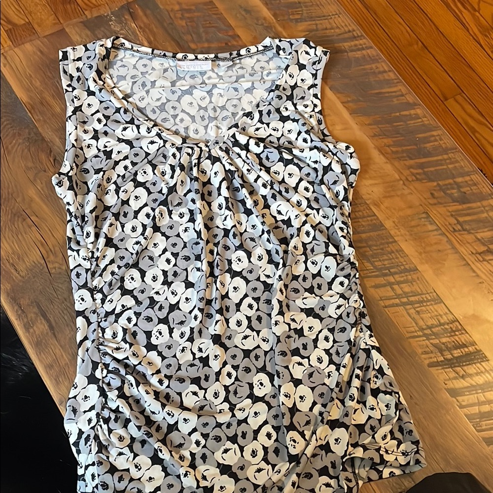 New York & Company Black and White Ruched Tank Top